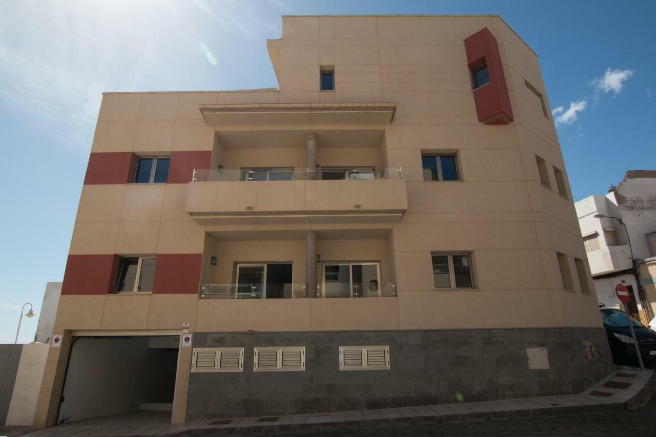 Edificio Arinaga Golden Apartment Екстериор снимка
