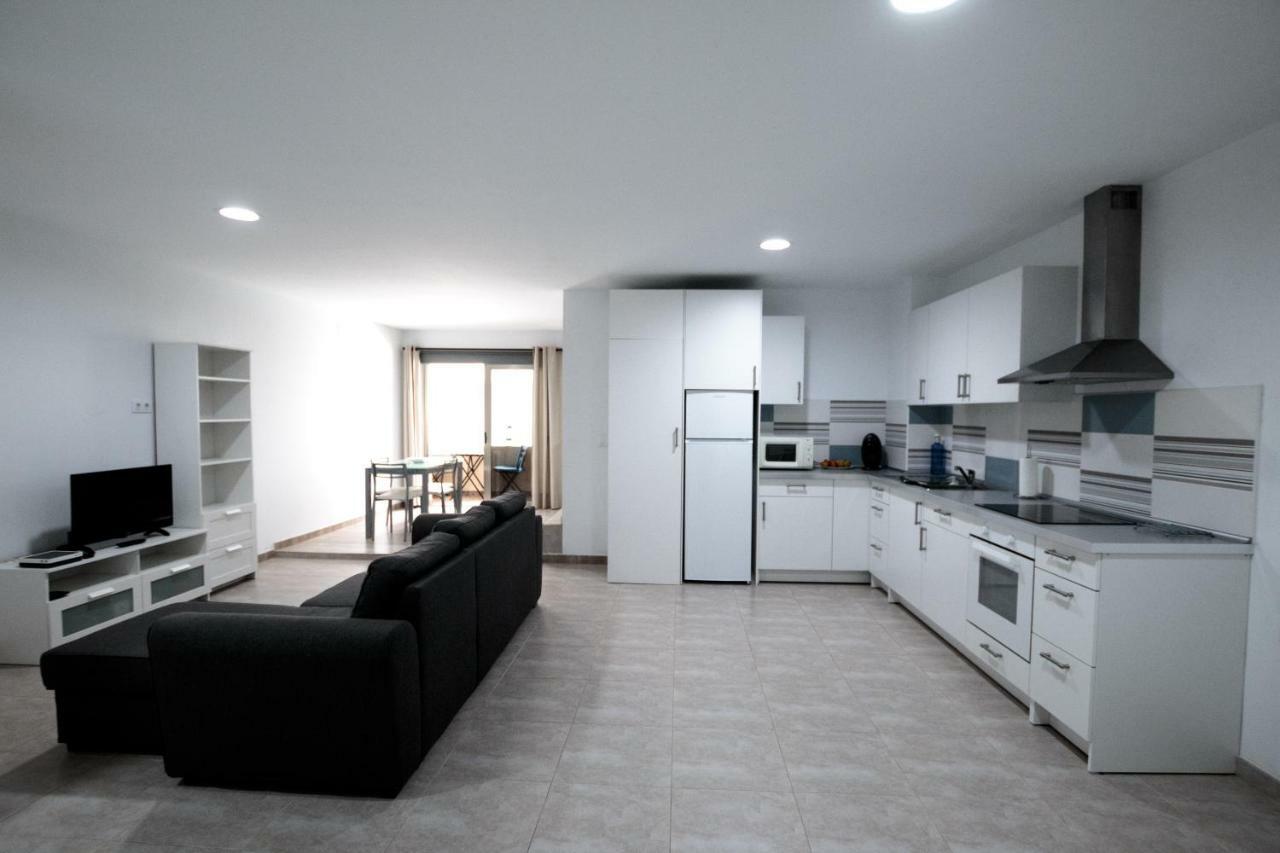 Edificio Arinaga Golden Apartment Екстериор снимка