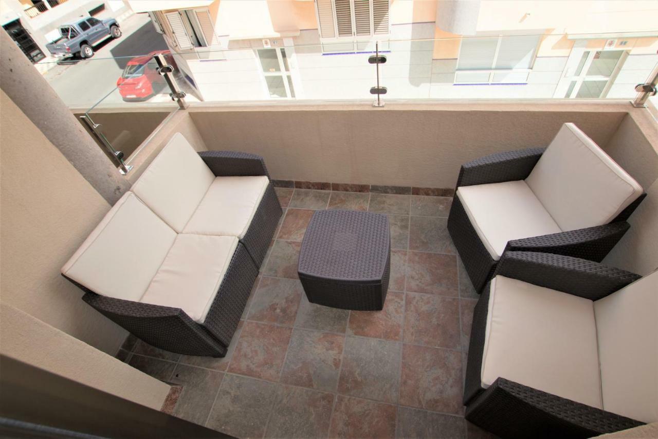 Edificio Arinaga Golden Apartment Екстериор снимка